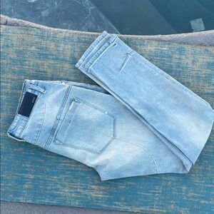 KOIIAR  Men's Slim Fit Denim Jeans in Light Blue